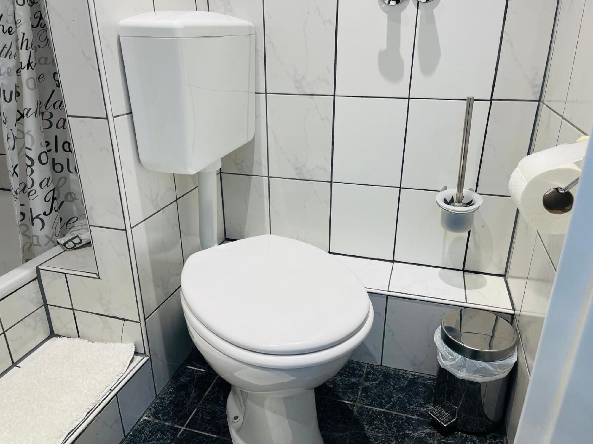 Zwergenstube Daire Wulfrath Dış mekan fotoğraf